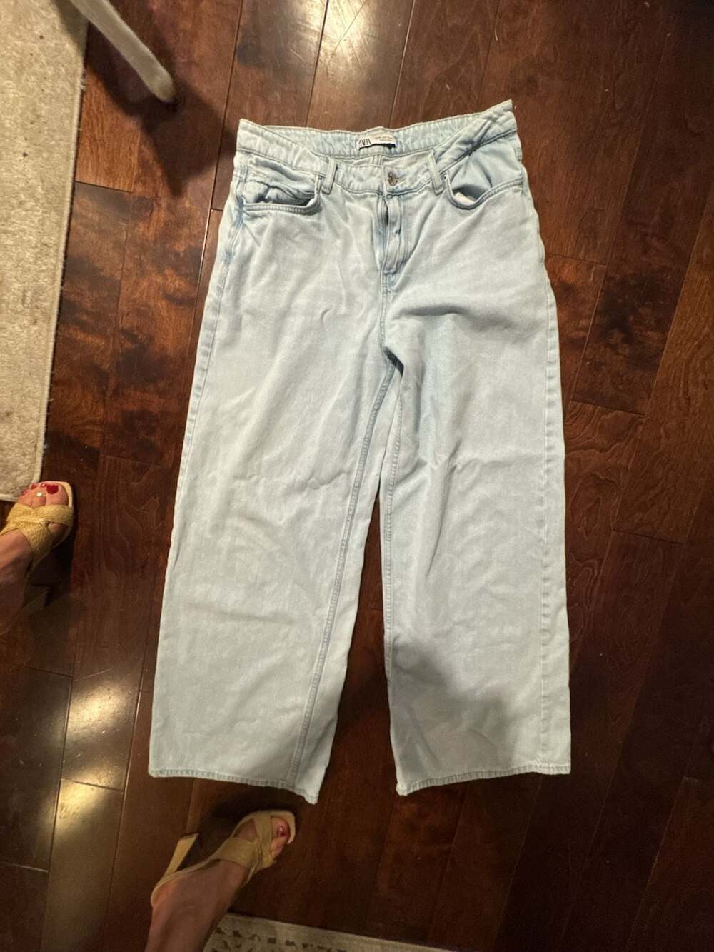 Zara Wide Leg Light Wash Denim Jeans